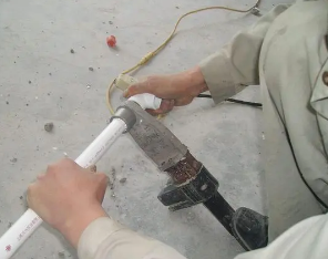 沿河漏水维修电话